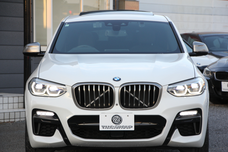 BMW X4 M40i ｲﾉﾍﾞｰｼｮﾝP ﾊﾟﾉﾗﾏｻﾝR 全ﾋｰﾀｰ黒革 ｱｸﾃｨﾌﾞﾍﾞﾝﾁﾚｰｼｮﾝ ﾊｰﾏﾝｶｰﾄﾞﾝ ｼﾞｪｽﾁｬｰC ﾃﾞｨｽﾌﾟﾚｲｷｰ 直6ﾀｰﾎﾞ387馬力 ｱﾀﾞﾌﾟﾃｨﾌﾞMｻｽ 専用ﾃﾞﾌ&ﾌﾞﾚｰｷ 追従ACC HUD ｽﾃｱﾘﾝｸﾞｻﾎﾟｰﾄ LEDﾍｯﾄﾞﾗｲﾄ ﾀｯﾁ画面ﾅﾋﾞTV 360度ｶﾒﾗ 2年保証