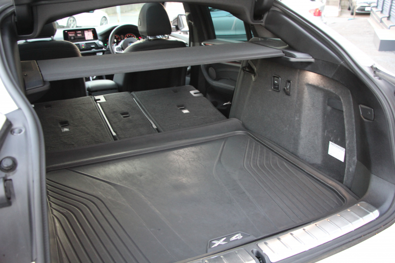 BMW X4 M40i ｲﾉﾍﾞｰｼｮﾝP ﾊﾟﾉﾗﾏｻﾝR 全ﾋｰﾀｰ黒革 ｱｸﾃｨﾌﾞﾍﾞﾝﾁﾚｰｼｮﾝ ﾊｰﾏﾝｶｰﾄﾞﾝ ｼﾞｪｽﾁｬｰC ﾃﾞｨｽﾌﾟﾚｲｷｰ 直6ﾀｰﾎﾞ387馬力 ｱﾀﾞﾌﾟﾃｨﾌﾞMｻｽ 専用ﾃﾞﾌ&ﾌﾞﾚｰｷ 追従ACC HUD ｽﾃｱﾘﾝｸﾞｻﾎﾟｰﾄ LEDﾍｯﾄﾞﾗｲﾄ ﾀｯﾁ画面ﾅﾋﾞTV 360度ｶﾒﾗ 2年保証