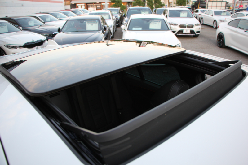 BMW X4 M40i ｲﾉﾍﾞｰｼｮﾝP ﾊﾟﾉﾗﾏｻﾝR 全ﾋｰﾀｰ黒革 ｱｸﾃｨﾌﾞﾍﾞﾝﾁﾚｰｼｮﾝ ﾊｰﾏﾝｶｰﾄﾞﾝ ｼﾞｪｽﾁｬｰC ﾃﾞｨｽﾌﾟﾚｲｷｰ 直6ﾀｰﾎﾞ387馬力 ｱﾀﾞﾌﾟﾃｨﾌﾞMｻｽ 専用ﾃﾞﾌ&ﾌﾞﾚｰｷ 追従ACC HUD ｽﾃｱﾘﾝｸﾞｻﾎﾟｰﾄ LEDﾍｯﾄﾞﾗｲﾄ ﾀｯﾁ画面ﾅﾋﾞTV 360度ｶﾒﾗ 2年保証