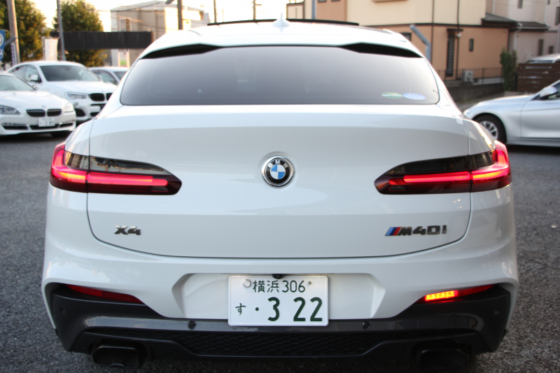 BMW X4 M40i ｲﾉﾍﾞｰｼｮﾝP ﾊﾟﾉﾗﾏｻﾝR 全ﾋｰﾀｰ黒革 ｱｸﾃｨﾌﾞﾍﾞﾝﾁﾚｰｼｮﾝ ﾊｰﾏﾝｶｰﾄﾞﾝ ｼﾞｪｽﾁｬｰC ﾃﾞｨｽﾌﾟﾚｲｷｰ 直6ﾀｰﾎﾞ387馬力 ｱﾀﾞﾌﾟﾃｨﾌﾞMｻｽ 専用ﾃﾞﾌ&ﾌﾞﾚｰｷ 追従ACC HUD ｽﾃｱﾘﾝｸﾞｻﾎﾟｰﾄ LEDﾍｯﾄﾞﾗｲﾄ ﾀｯﾁ画面ﾅﾋﾞTV 360度ｶﾒﾗ 2年保証