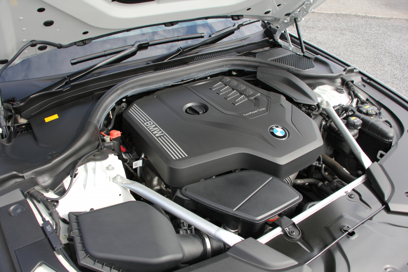 BMW 5シリーズ 530i ﾂｰﾘﾝｸﾞMｽﾎﾟｰﾂ 型式変更後 変更後液晶ﾒｰﾀｰ 高出力 252馬力 全席ﾋｰﾀｰ黒革 HUD 追従ACC ｽﾃｱﾘﾝｸﾞｻﾎﾟｰﾄ LEDﾍｯﾄﾞﾗｲﾄ ｵｰﾄﾊｲﾋﾞｰﾑ 360度ｶﾒﾗ 電動ﾄﾗﾝｸ ﾀｯﾁ画面HDDﾅﾋﾞTV Mｽﾎﾟｰﾂﾌﾞﾚｰｷ 2年保証