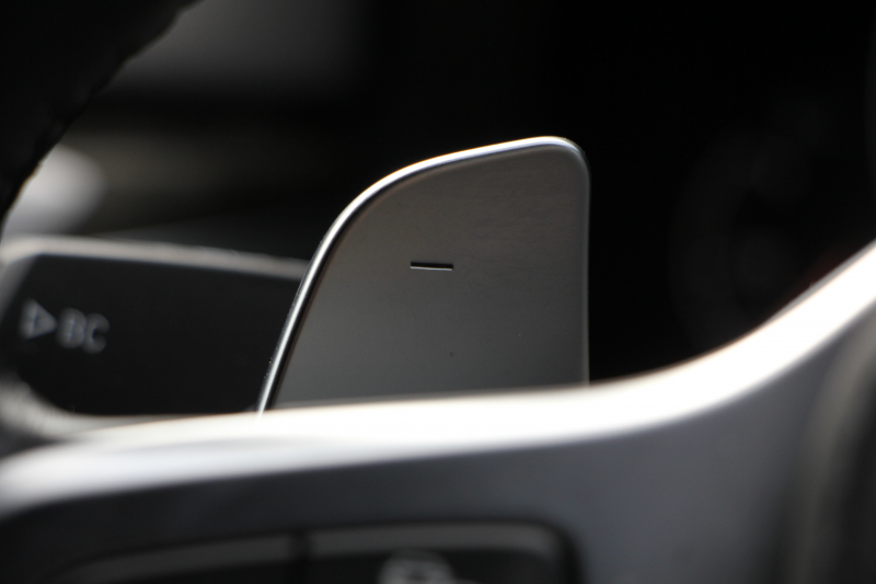 BMW 5シリーズ 530i ﾂｰﾘﾝｸﾞMｽﾎﾟｰﾂ 型式変更後 変更後液晶ﾒｰﾀｰ 高出力 252馬力 全席ﾋｰﾀｰ黒革 HUD 追従ACC ｽﾃｱﾘﾝｸﾞｻﾎﾟｰﾄ LEDﾍｯﾄﾞﾗｲﾄ ｵｰﾄﾊｲﾋﾞｰﾑ 360度ｶﾒﾗ 電動ﾄﾗﾝｸ ﾀｯﾁ画面HDDﾅﾋﾞTV Mｽﾎﾟｰﾂﾌﾞﾚｰｷ 2年保証