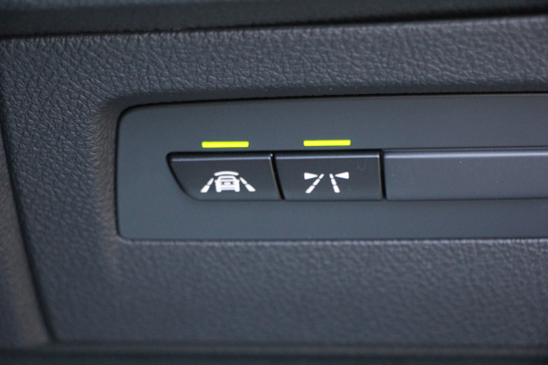 BMW Mシリーズ M2ｸｰﾍﾟMDCT 7速DCT 後期LCI 370馬力 直6ﾀｰﾎﾞﾋｰﾀｰ黒革 LEDﾍｯﾄﾞﾗｲﾄ&ﾃｰﾙ ﾀｯﾁ画面HDDﾅﾋﾞBｶﾒﾗ 専用19AW 衝突軽減ﾌﾞﾚｰｷ 車線逸脱警告 歩行者警告 ﾌﾞﾚｰｷ付ｸﾙｺﾝ ｶｰﾎﾞﾝｲﾝﾃﾘｱﾄﾘﾑ ｽﾏｰﾄｷｰ 2年保証