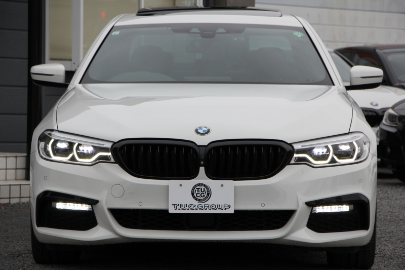 BMW 5シリーズ 530i Mｽﾎﾟｰﾂ ｺﾝﾌｫｰﾄP 高出力 252馬力 ｻﾝﾙｰﾌ ﾍﾞﾝﾁﾚｰｼｮﾝ 全ﾋｰﾀｰ黒革 ｺﾝﾌｫｰﾄｼｰﾄ ｿﾌﾄｸﾛｰｽﾞﾄﾞｱ 追従ACC ｽﾃｱﾘﾝｸﾞｻﾎﾟｰﾄ LEDﾍｯﾄﾞﾗｲﾄ ｵｰﾄﾊｲﾋﾞｰﾑ ﾀｯﾁ画面HDDﾅﾋﾞTV 360度ｶﾒﾗ 電動ﾄﾗﾝｸ 19AW Mｽﾎﾟｰﾂﾌﾞﾚｰｷ 2年保証