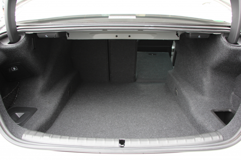 BMW 5シリーズ 530i Mｽﾎﾟｰﾂ ｺﾝﾌｫｰﾄP 高出力 252馬力 ｻﾝﾙｰﾌ ﾍﾞﾝﾁﾚｰｼｮﾝ 全ﾋｰﾀｰ黒革 ｺﾝﾌｫｰﾄｼｰﾄ ｿﾌﾄｸﾛｰｽﾞﾄﾞｱ 追従ACC ｽﾃｱﾘﾝｸﾞｻﾎﾟｰﾄ LEDﾍｯﾄﾞﾗｲﾄ ｵｰﾄﾊｲﾋﾞｰﾑ ﾀｯﾁ画面HDDﾅﾋﾞTV 360度ｶﾒﾗ 電動ﾄﾗﾝｸ 19AW Mｽﾎﾟｰﾂﾌﾞﾚｰｷ 2年保証