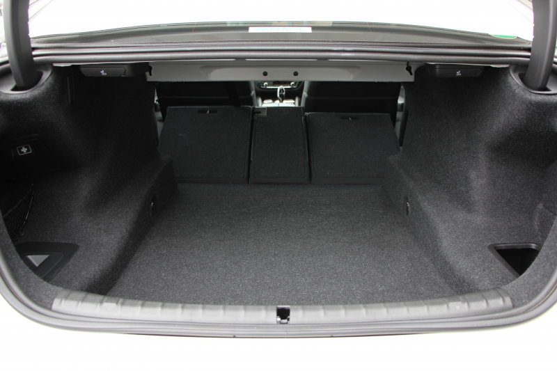 BMW 5シリーズ 530i Mｽﾎﾟｰﾂ ｺﾝﾌｫｰﾄP 高出力 252馬力 ｻﾝﾙｰﾌ ﾍﾞﾝﾁﾚｰｼｮﾝ 全ﾋｰﾀｰ黒革 ｺﾝﾌｫｰﾄｼｰﾄ ｿﾌﾄｸﾛｰｽﾞﾄﾞｱ 追従ACC ｽﾃｱﾘﾝｸﾞｻﾎﾟｰﾄ LEDﾍｯﾄﾞﾗｲﾄ ｵｰﾄﾊｲﾋﾞｰﾑ ﾀｯﾁ画面HDDﾅﾋﾞTV 360度ｶﾒﾗ 電動ﾄﾗﾝｸ 19AW Mｽﾎﾟｰﾂﾌﾞﾚｰｷ 2年保証