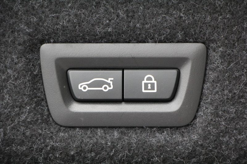 BMW 5シリーズ 530i Mｽﾎﾟｰﾂ ｺﾝﾌｫｰﾄP 高出力 252馬力 ｻﾝﾙｰﾌ ﾍﾞﾝﾁﾚｰｼｮﾝ 全ﾋｰﾀｰ黒革 ｺﾝﾌｫｰﾄｼｰﾄ ｿﾌﾄｸﾛｰｽﾞﾄﾞｱ 追従ACC ｽﾃｱﾘﾝｸﾞｻﾎﾟｰﾄ LEDﾍｯﾄﾞﾗｲﾄ ｵｰﾄﾊｲﾋﾞｰﾑ ﾀｯﾁ画面HDDﾅﾋﾞTV 360度ｶﾒﾗ 電動ﾄﾗﾝｸ 19AW Mｽﾎﾟｰﾂﾌﾞﾚｰｷ 2年保証