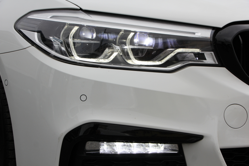 BMW 5シリーズ 530i Mｽﾎﾟｰﾂ ｺﾝﾌｫｰﾄP 高出力 252馬力 ｻﾝﾙｰﾌ ﾍﾞﾝﾁﾚｰｼｮﾝ 全ﾋｰﾀｰ黒革 ｺﾝﾌｫｰﾄｼｰﾄ ｿﾌﾄｸﾛｰｽﾞﾄﾞｱ 追従ACC ｽﾃｱﾘﾝｸﾞｻﾎﾟｰﾄ LEDﾍｯﾄﾞﾗｲﾄ ｵｰﾄﾊｲﾋﾞｰﾑ ﾀｯﾁ画面HDDﾅﾋﾞTV 360度ｶﾒﾗ 電動ﾄﾗﾝｸ 19AW Mｽﾎﾟｰﾂﾌﾞﾚｰｷ 2年保証