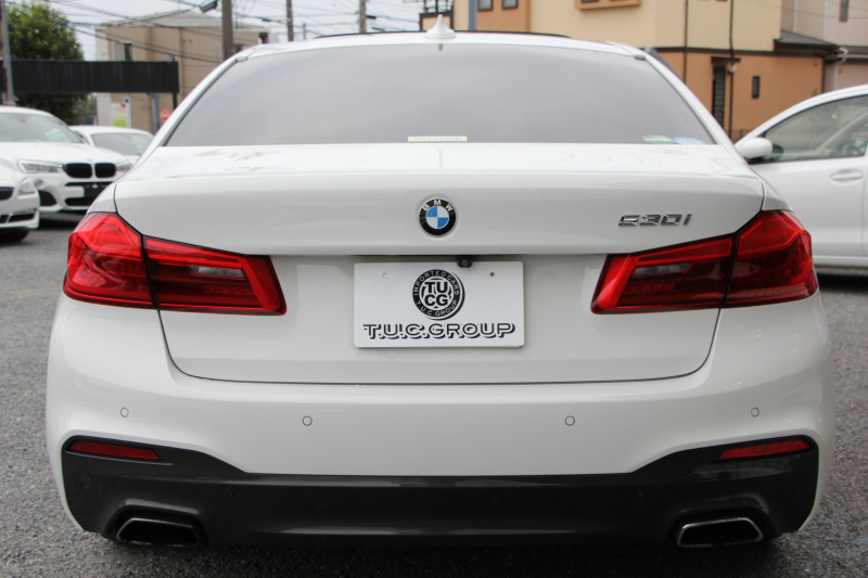 BMW 5シリーズ 530i Mｽﾎﾟｰﾂ ｺﾝﾌｫｰﾄP 高出力 252馬力 ｻﾝﾙｰﾌ ﾍﾞﾝﾁﾚｰｼｮﾝ 全ﾋｰﾀｰ黒革 ｺﾝﾌｫｰﾄｼｰﾄ ｿﾌﾄｸﾛｰｽﾞﾄﾞｱ 追従ACC ｽﾃｱﾘﾝｸﾞｻﾎﾟｰﾄ LEDﾍｯﾄﾞﾗｲﾄ ｵｰﾄﾊｲﾋﾞｰﾑ ﾀｯﾁ画面HDDﾅﾋﾞTV 360度ｶﾒﾗ 電動ﾄﾗﾝｸ 19AW Mｽﾎﾟｰﾂﾌﾞﾚｰｷ 2年保証