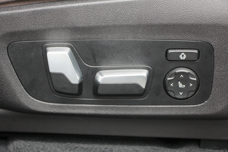 BMW X4 Xdrive30i Mｽﾎﾟｰﾂ 中期 型式変更後 新ﾒｰﾀｰ BMWﾗｲﾌﾞｺｯｸﾋﾟｯﾄ ﾊﾟﾉﾗﾏｻﾝﾙｰﾌ 全席ﾋｰﾀｰ茶革 ｵﾌﾟｼｮﾝ20AW LEDﾍｯﾄﾞﾗｲﾄ ｵｰﾄﾊｲﾋﾞｰﾑ HUD 追従ACC ﾀｯﾁ画面HDDﾅﾋﾞTV Applecarplay対応 360度ｶﾒﾗ 2年保証