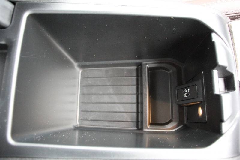 BMW X4 Xdrive30i Mｽﾎﾟｰﾂ 中期 型式変更後 新ﾒｰﾀｰ BMWﾗｲﾌﾞｺｯｸﾋﾟｯﾄ ﾊﾟﾉﾗﾏｻﾝﾙｰﾌ 全席ﾋｰﾀｰ茶革 ｵﾌﾟｼｮﾝ20AW LEDﾍｯﾄﾞﾗｲﾄ ｵｰﾄﾊｲﾋﾞｰﾑ HUD 追従ACC ﾀｯﾁ画面HDDﾅﾋﾞTV Applecarplay対応 360度ｶﾒﾗ 2年保証