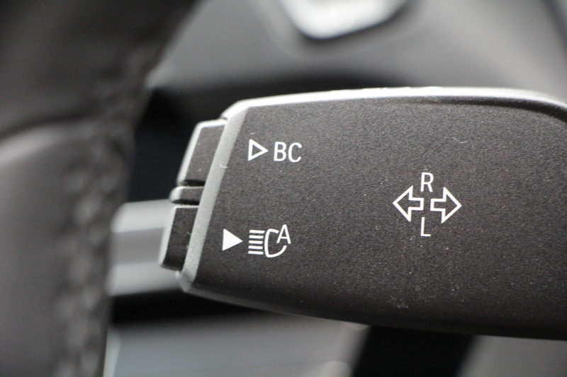 BMW X4 Xdrive30i Mｽﾎﾟｰﾂ 中期 型式変更後 新ﾒｰﾀｰ BMWﾗｲﾌﾞｺｯｸﾋﾟｯﾄ ﾊﾟﾉﾗﾏｻﾝﾙｰﾌ 全席ﾋｰﾀｰ茶革 ｵﾌﾟｼｮﾝ20AW LEDﾍｯﾄﾞﾗｲﾄ ｵｰﾄﾊｲﾋﾞｰﾑ HUD 追従ACC ﾀｯﾁ画面HDDﾅﾋﾞTV Applecarplay対応 360度ｶﾒﾗ 2年保証