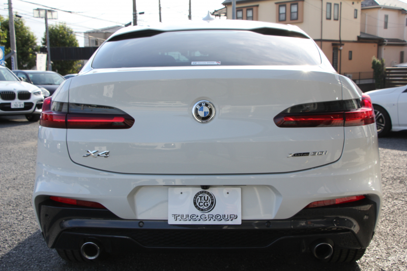 BMW X4 Xdrive30i Mｽﾎﾟｰﾂ 中期 型式変更後 新ﾒｰﾀｰ BMWﾗｲﾌﾞｺｯｸﾋﾟｯﾄ ﾊﾟﾉﾗﾏｻﾝﾙｰﾌ 全席ﾋｰﾀｰ茶革 ｵﾌﾟｼｮﾝ20AW LEDﾍｯﾄﾞﾗｲﾄ ｵｰﾄﾊｲﾋﾞｰﾑ HUD 追従ACC ﾀｯﾁ画面HDDﾅﾋﾞTV Applecarplay対応 360度ｶﾒﾗ 2年保証