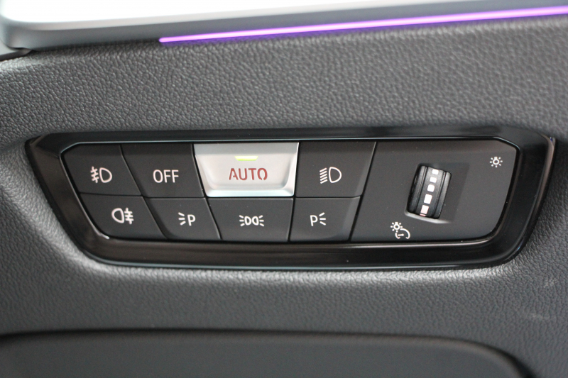 BMW 3シリーズ 320d Xdrive ﾂｰﾘﾝｸﾞMｽﾎﾟｰﾂ ﾊｲﾗｲﾝ ｺﾝﾌｫｰﾄP 4WD ﾋｰﾀｰ黒革 ﾗﾝﾊﾞｰｻﾎﾟｰﾄ 追従ACC ｽﾃｱﾘﾝｸﾞｻﾎﾟｰﾄ LEDﾍｯﾄﾞﾗｲﾄ ｵｰﾄﾊｲﾋﾞｰﾑ BMWﾗｲﾌﾞｺｯｸﾋﾟｯﾄﾞﾀｯﾁﾊﾟﾈﾙ対応新HDDﾅﾋﾞApplecarplay 電動ﾄﾗﾝｸ 2年保証