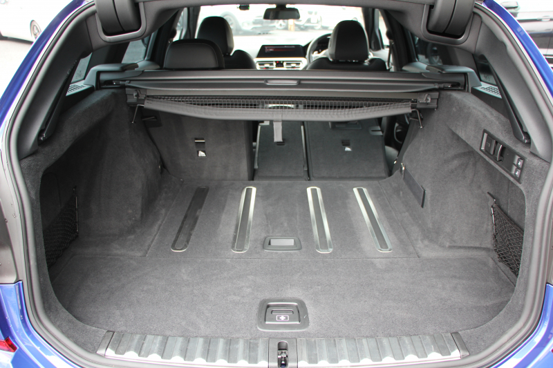 BMW 3シリーズ 320d Xdrive ﾂｰﾘﾝｸﾞMｽﾎﾟｰﾂ ﾊｲﾗｲﾝ ｺﾝﾌｫｰﾄP 4WD ﾋｰﾀｰ黒革 ﾗﾝﾊﾞｰｻﾎﾟｰﾄ 追従ACC ｽﾃｱﾘﾝｸﾞｻﾎﾟｰﾄ LEDﾍｯﾄﾞﾗｲﾄ ｵｰﾄﾊｲﾋﾞｰﾑ BMWﾗｲﾌﾞｺｯｸﾋﾟｯﾄﾞﾀｯﾁﾊﾟﾈﾙ対応新HDDﾅﾋﾞApplecarplay 電動ﾄﾗﾝｸ 2年保証