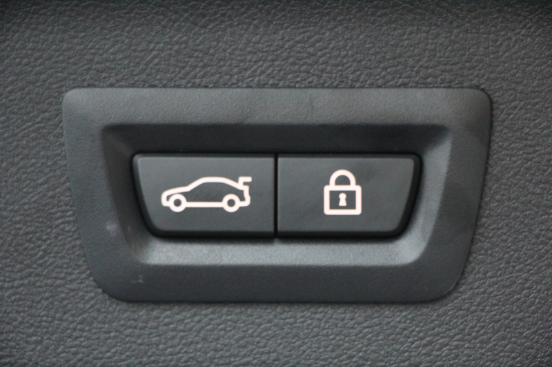 BMW X3 Xdrive20d Mｽﾎﾟｰﾂ ﾊｲﾗｲﾝ ﾓｶﾚｻﾞｰ 全席ﾋｰﾀｰ ﾗﾝﾊﾞｰｻﾎﾟｰﾄ HUD 液晶ﾒｰﾀｰ LEDﾍｯﾄﾞﾗｲﾄ ｵｰﾄﾊｲﾋﾞｰﾑ 追従ACC ｽﾃｱﾘﾝｸﾞｻﾎﾟｰﾄ ﾀｯﾁ画面HDDﾅﾋﾞTV 360度ｶﾒﾗ 電動ﾄﾗﾝｸ ﾊﾟﾄﾞﾙｼﾌﾄ Bluetoothｵｰﾃﾞｨｵ 2年保証