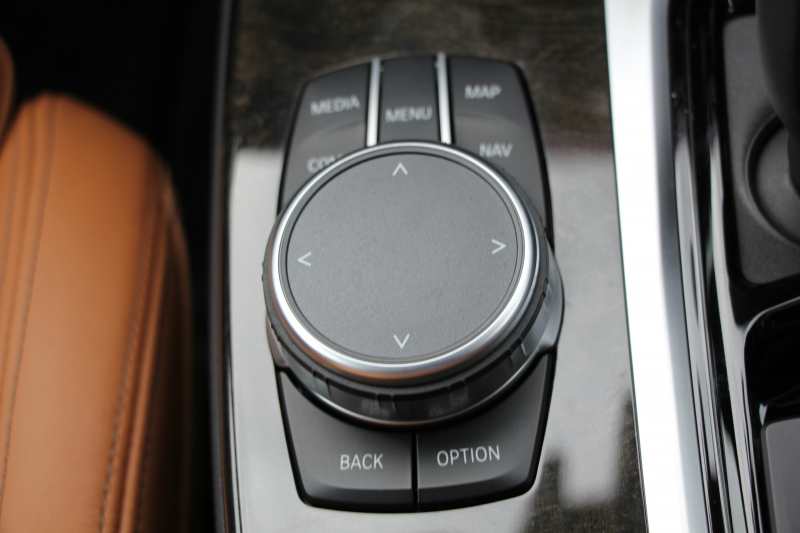 BMW X3 M40d ｾﾚｸﾄﾊﾟｯｹｰｼﾞ1ｵ-ﾅ 走行3300km 326馬力 ﾊﾟﾉﾗﾏｻﾝﾙｰﾌ ｺﾆｬｯｸﾚｻﾞｰ 全席ﾋｰﾀｰ ﾊｰﾏﾝｶｰﾄﾞﾝ HUD ﾘｱｼｰﾄ可倒調整 21AW Mｽﾎﾟｰﾂﾃﾞﾌ 追従ACC ｽﾃｱﾘﾝｸﾞｻﾎﾟｰﾄ ﾀｯﾁ画面HDDﾅﾋﾞTV 360度ｶﾒﾗ ｱﾝﾋﾞｴﾝﾄﾗｲﾄ 2年保証