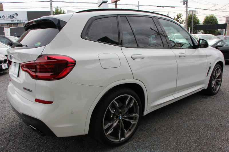 BMW X3 M40d ｾﾚｸﾄﾊﾟｯｹｰｼﾞ1ｵ-ﾅ 走行3300km 326馬力 ﾊﾟﾉﾗﾏｻﾝﾙｰﾌ ｺﾆｬｯｸﾚｻﾞｰ 全席ﾋｰﾀｰ ﾊｰﾏﾝｶｰﾄﾞﾝ HUD ﾘｱｼｰﾄ可倒調整 21AW Mｽﾎﾟｰﾂﾃﾞﾌ 追従ACC ｽﾃｱﾘﾝｸﾞｻﾎﾟｰﾄ ﾀｯﾁ画面HDDﾅﾋﾞTV 360度ｶﾒﾗ ｱﾝﾋﾞｴﾝﾄﾗｲﾄ 2年保証
