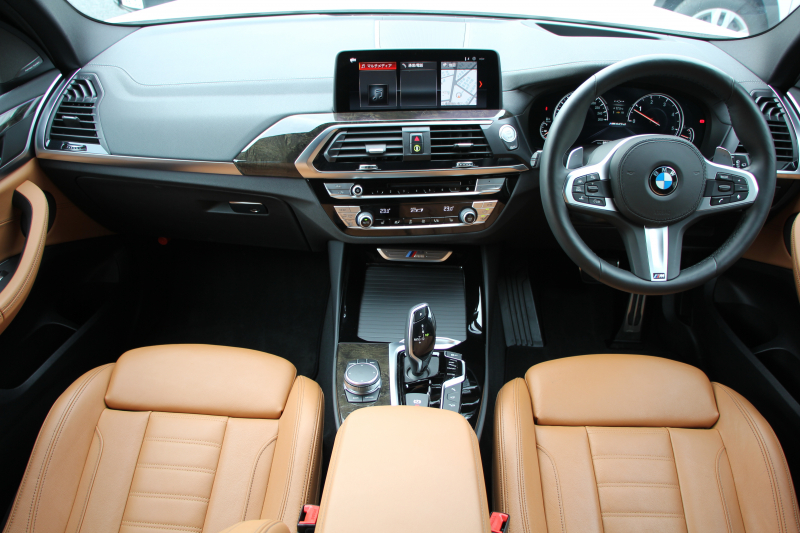 BMW X3 M40d ｾﾚｸﾄﾊﾟｯｹｰｼﾞ1ｵ-ﾅ 走行3300km 326馬力 ﾊﾟﾉﾗﾏｻﾝﾙｰﾌ ｺﾆｬｯｸﾚｻﾞｰ 全席ﾋｰﾀｰ ﾊｰﾏﾝｶｰﾄﾞﾝ HUD ﾘｱｼｰﾄ可倒調整 21AW Mｽﾎﾟｰﾂﾃﾞﾌ 追従ACC ｽﾃｱﾘﾝｸﾞｻﾎﾟｰﾄ ﾀｯﾁ画面HDDﾅﾋﾞTV 360度ｶﾒﾗ ｱﾝﾋﾞｴﾝﾄﾗｲﾄ 2年保証