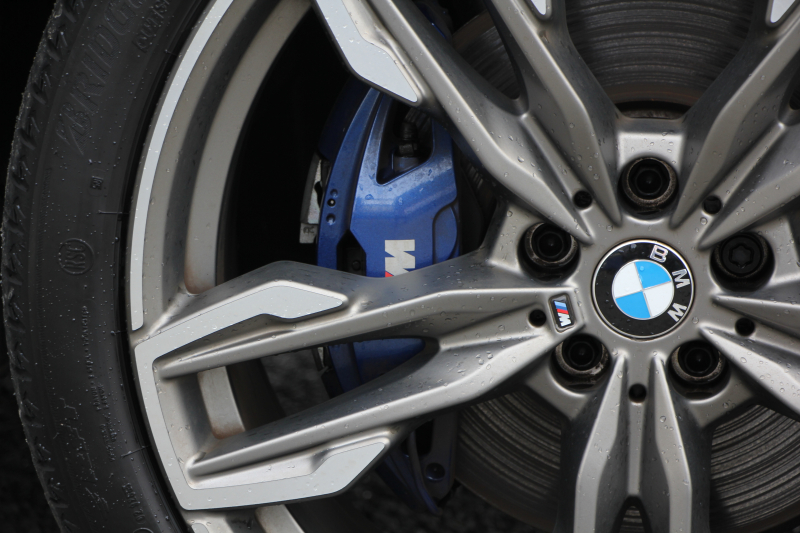 BMW X3 M40d ｾﾚｸﾄﾊﾟｯｹｰｼﾞ1ｵ-ﾅ 走行3300km 326馬力 ﾊﾟﾉﾗﾏｻﾝﾙｰﾌ ｺﾆｬｯｸﾚｻﾞｰ 全席ﾋｰﾀｰ ﾊｰﾏﾝｶｰﾄﾞﾝ HUD ﾘｱｼｰﾄ可倒調整 21AW Mｽﾎﾟｰﾂﾃﾞﾌ 追従ACC ｽﾃｱﾘﾝｸﾞｻﾎﾟｰﾄ ﾀｯﾁ画面HDDﾅﾋﾞTV 360度ｶﾒﾗ ｱﾝﾋﾞｴﾝﾄﾗｲﾄ 2年保証