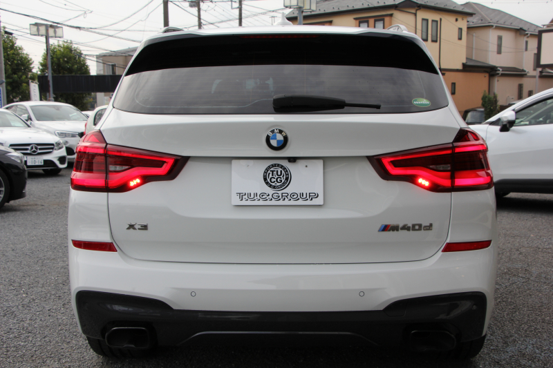 BMW X3 M40d ｾﾚｸﾄﾊﾟｯｹｰｼﾞ1ｵ-ﾅ 走行3300km 326馬力 ﾊﾟﾉﾗﾏｻﾝﾙｰﾌ ｺﾆｬｯｸﾚｻﾞｰ 全席ﾋｰﾀｰ ﾊｰﾏﾝｶｰﾄﾞﾝ HUD ﾘｱｼｰﾄ可倒調整 21AW Mｽﾎﾟｰﾂﾃﾞﾌ 追従ACC ｽﾃｱﾘﾝｸﾞｻﾎﾟｰﾄ ﾀｯﾁ画面HDDﾅﾋﾞTV 360度ｶﾒﾗ ｱﾝﾋﾞｴﾝﾄﾗｲﾄ 2年保証
