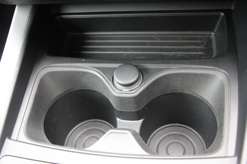 BMW 2シリーズ 220i ｸｰﾍﾟMｽﾎﾟｰﾂ 衝突軽減ﾌﾞﾚｰｷ 車線逸脱警告 歩行者警告 ﾌﾞﾚｰｷ付ｸﾙｺﾝ 直噴ﾀｰﾎﾞ8速AT ﾊﾟﾄﾞﾙｼﾌﾄ Applecarplay対応 ｱﾝﾄﾞﾛｲﾄﾞｵｰﾄ ﾀｯﾁﾊﾟｯﾄﾞ対応HDDﾅﾋﾞBｶﾒﾗ ｽﾏｰﾄｷｰ Bluetooth接続 専用ｴｱﾛ 17AW 2年保証