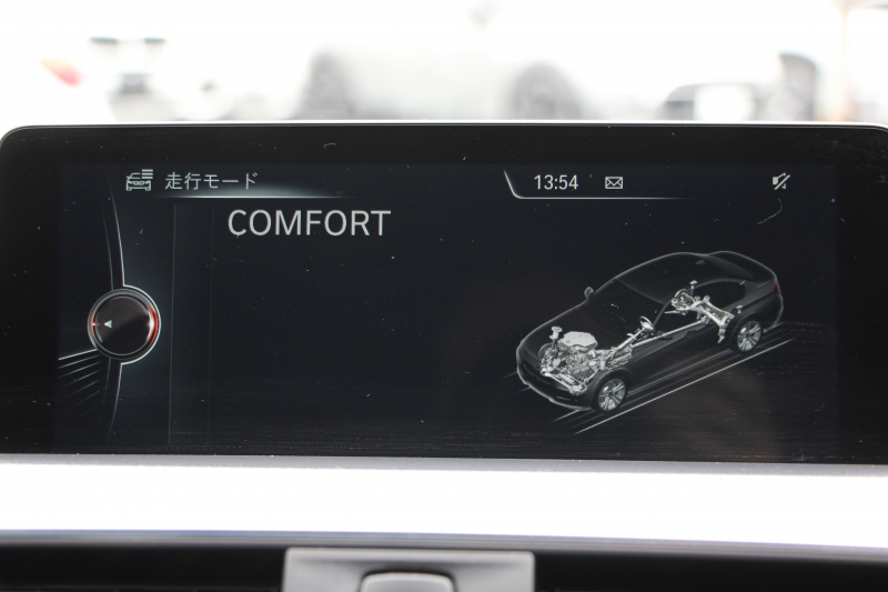 BMW 3シリーズ 320d Mｽﾎﾟｰﾂ LCI後期 1ｵｰﾅ LEDﾍｯﾄﾞﾗｲﾄ&ﾃｰﾙ 追従ACC HUD ﾚｰﾝﾁｪﾝｼﾞ警告 Mperformance18AW ﾌﾞﾗｯｸｸﾞﾘﾙ 衝突軽減ﾌﾞﾚｰｷ 車線逸脱警告 歩行者警告 ﾀｯﾁﾊﾟｯﾄﾞ対応HDDﾅﾋﾞBluetooth接続 2年保証