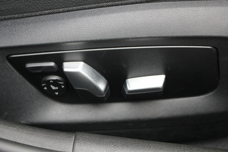 BMW 5シリーズ 530i ﾂｰﾘﾝｸﾞMｽﾎﾟｰﾂ 高出力 252馬力 全ﾋｰﾀｰ黒革 追従ACC ｽﾃｱﾘﾝｸﾞｻﾎﾟｰﾄ LEDﾍｯﾄﾞﾗｲﾄ ｵｰﾄﾊｲﾋﾞｰﾑ ﾀｯﾁ画面HDDﾅﾋﾞTV 360度ｶﾒﾗ 電動ﾄﾗﾝｸ 19AW Mｽﾎﾟｰﾂﾌﾞﾚｰｷ PDC緊急ﾌﾞﾚｰｷ 2年保証