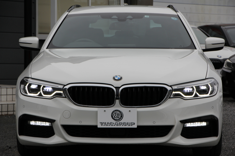 BMW 5シリーズ 530i ﾂｰﾘﾝｸﾞMｽﾎﾟｰﾂ 高出力 252馬力 全ﾋｰﾀｰ黒革 追従ACC ｽﾃｱﾘﾝｸﾞｻﾎﾟｰﾄ LEDﾍｯﾄﾞﾗｲﾄ ｵｰﾄﾊｲﾋﾞｰﾑ ﾀｯﾁ画面HDDﾅﾋﾞTV 360度ｶﾒﾗ 電動ﾄﾗﾝｸ 19AW Mｽﾎﾟｰﾂﾌﾞﾚｰｷ PDC緊急ﾌﾞﾚｰｷ 2年保証