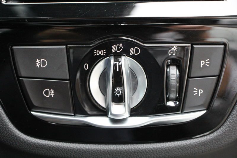 BMW 5シリーズ 530i ﾂｰﾘﾝｸﾞMｽﾎﾟｰﾂ 高出力 252馬力 全ﾋｰﾀｰ黒革 追従ACC ｽﾃｱﾘﾝｸﾞｻﾎﾟｰﾄ LEDﾍｯﾄﾞﾗｲﾄ ｵｰﾄﾊｲﾋﾞｰﾑ ﾀｯﾁ画面HDDﾅﾋﾞTV 360度ｶﾒﾗ 電動ﾄﾗﾝｸ 19AW Mｽﾎﾟｰﾂﾌﾞﾚｰｷ PDC緊急ﾌﾞﾚｰｷ 2年保証