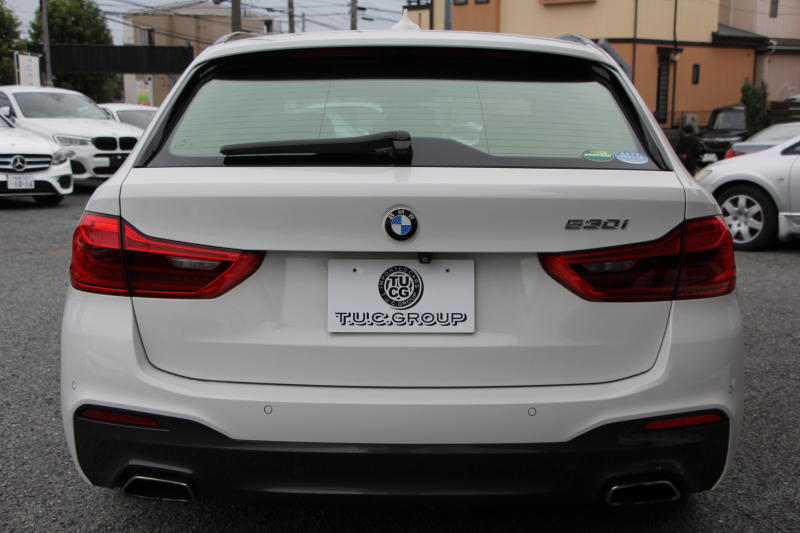 BMW 5シリーズ 530i ﾂｰﾘﾝｸﾞMｽﾎﾟｰﾂ 高出力 252馬力 全ﾋｰﾀｰ黒革 追従ACC ｽﾃｱﾘﾝｸﾞｻﾎﾟｰﾄ LEDﾍｯﾄﾞﾗｲﾄ ｵｰﾄﾊｲﾋﾞｰﾑ ﾀｯﾁ画面HDDﾅﾋﾞTV 360度ｶﾒﾗ 電動ﾄﾗﾝｸ 19AW Mｽﾎﾟｰﾂﾌﾞﾚｰｷ PDC緊急ﾌﾞﾚｰｷ 2年保証