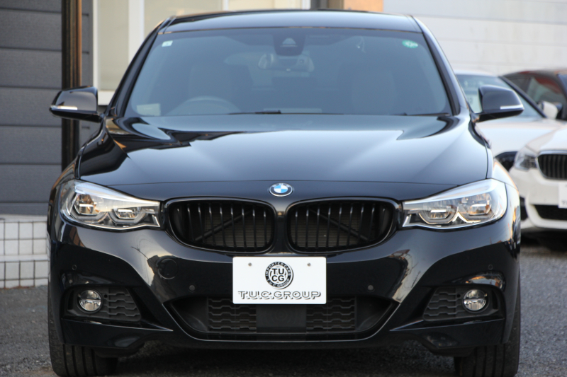 BMW 3シリーズ 320i ｸﾞﾗﾝﾂｰﾘｽﾓ Mｽﾎﾟｰﾂ LCI後期 新ｴﾝｼﾞﾝ ﾋｰﾀｰ黒革 LEDﾍｯﾄﾞﾗｲﾄ&ﾃｰﾙ 追従ACC ﾚｰﾝﾁｪﾝｼﾞ警告 衝突軽減ﾌﾞﾚｰｷ 車線逸脱警告 歩行者警告 HDDﾅﾋﾞTOPﾋﾞｭｰｶﾒﾗ ｻｲﾄﾞﾋﾞｭｰｶﾒﾗ 電動ﾄﾗﾝｸ ｽﾏｰﾄｷｰ 2年保証