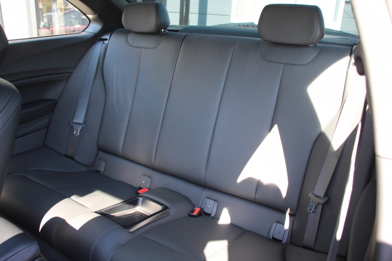 BMW 2シリーズ M240iｸｰﾍﾟB58新ｴﾝｼﾞﾝ 直6ﾀｰﾎﾞ340馬力 ﾋｰﾀ-黒革 19AW ｱﾀﾞﾌﾟﾃｨﾌﾞMｻｽ Mｽﾎﾟｰﾂﾌﾞﾚｰｷ iﾄﾞﾗｲﾌﾞHDDﾅﾋﾞBluetooth接続 Bｶﾒﾗ 衝突軽減ﾌﾞﾚｰｷ 車線逸脱警告 ﾌﾞﾚｰｷ付ｸﾙｺﾝ ｽﾏｰﾄｷｰ ﾊﾟﾄﾞﾙｼﾌﾄ 2年保証