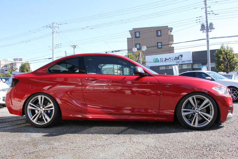 BMW 2シリーズ M240iｸｰﾍﾟB58新ｴﾝｼﾞﾝ 直6ﾀｰﾎﾞ340馬力 ﾋｰﾀ-黒革 19AW ｱﾀﾞﾌﾟﾃｨﾌﾞMｻｽ Mｽﾎﾟｰﾂﾌﾞﾚｰｷ iﾄﾞﾗｲﾌﾞHDDﾅﾋﾞBluetooth接続 Bｶﾒﾗ 衝突軽減ﾌﾞﾚｰｷ 車線逸脱警告 ﾌﾞﾚｰｷ付ｸﾙｺﾝ ｽﾏｰﾄｷｰ ﾊﾟﾄﾞﾙｼﾌﾄ 2年保証