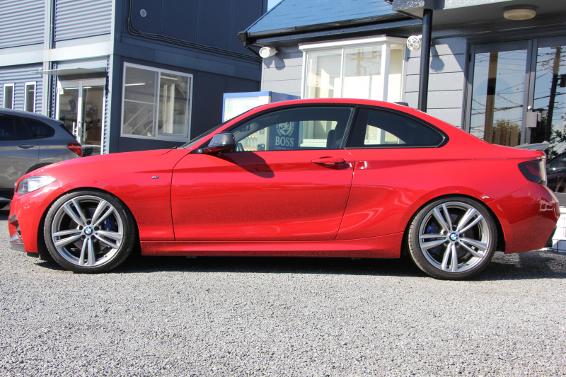 BMW 2シリーズ M240iｸｰﾍﾟB58新ｴﾝｼﾞﾝ 直6ﾀｰﾎﾞ340馬力 ﾋｰﾀ-黒革 19AW ｱﾀﾞﾌﾟﾃｨﾌﾞMｻｽ Mｽﾎﾟｰﾂﾌﾞﾚｰｷ iﾄﾞﾗｲﾌﾞHDDﾅﾋﾞBluetooth接続 Bｶﾒﾗ 衝突軽減ﾌﾞﾚｰｷ 車線逸脱警告 ﾌﾞﾚｰｷ付ｸﾙｺﾝ ｽﾏｰﾄｷｰ ﾊﾟﾄﾞﾙｼﾌﾄ 2年保証