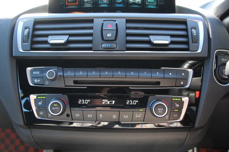 BMW 2シリーズ M240iｸｰﾍﾟB58新ｴﾝｼﾞﾝ 直6ﾀｰﾎﾞ340馬力 ﾋｰﾀ-黒革 19AW ｱﾀﾞﾌﾟﾃｨﾌﾞMｻｽ Mｽﾎﾟｰﾂﾌﾞﾚｰｷ iﾄﾞﾗｲﾌﾞHDDﾅﾋﾞBluetooth接続 Bｶﾒﾗ 衝突軽減ﾌﾞﾚｰｷ 車線逸脱警告 ﾌﾞﾚｰｷ付ｸﾙｺﾝ ｽﾏｰﾄｷｰ ﾊﾟﾄﾞﾙｼﾌﾄ 2年保証