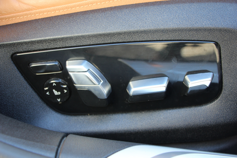 BMW 7シリーズ 740i Mｽﾎﾟｰﾂ ﾘｱｺﾝﾌｫｰﾄP ﾘｱｴﾝﾀｰﾃｲﾒﾝﾄ ﾘｱﾓﾆﾀｰ ﾀｯﾁｺﾏﾝﾄﾞﾋｰﾄｺﾝﾌｫｰﾄP ｻﾝﾙｰﾌ ﾚｰｻﾞｰﾗｲﾄ ﾃﾞｨｽﾌﾟﾚｲｷｰ ﾘﾓｰﾄﾊﾟｰｷﾝｸﾞ真珠色 20AW ﾏｯｻｰｼﾞ&ﾍﾞﾝﾁﾚｰｼｮﾝ ｺﾆｬｯｸﾚｻﾞｰ 360度ｶﾒﾗ 電動ﾄﾗﾝｸ Applecarplay 2年保証