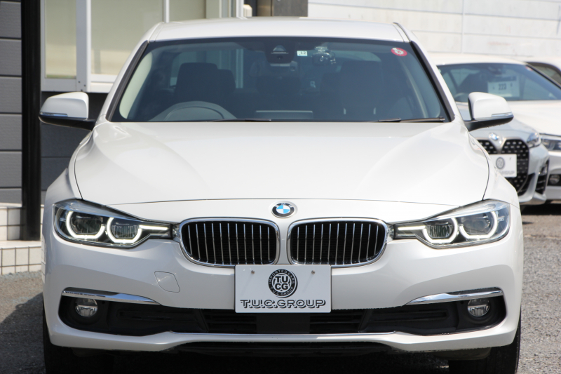 BMW 3シリーズ 320d ﾗｸﾞｼﾞｭｱﾘｰ 後期 【特選車･8月21日迄期間限定掲載】真珠色 新ｴﾝｼﾞﾝ 8C20型 ﾋｰﾀｰ黒革 LEDﾍｯﾄﾞﾗｲﾄ&ﾃｰﾙ 追従ACC ﾚｰﾝﾁｪﾝｼﾞ警告 衝突軽減ﾌﾞﾚｰｷ ﾀｯﾁﾊﾟｯﾄﾞ対応HDDﾅﾋﾞBluetooth接続 Bｶﾒﾗ ｽﾏｰﾄｷｰ ｸﾛｰﾑﾗｲﾝｴｸｽﾃﾘｱ 2年保証