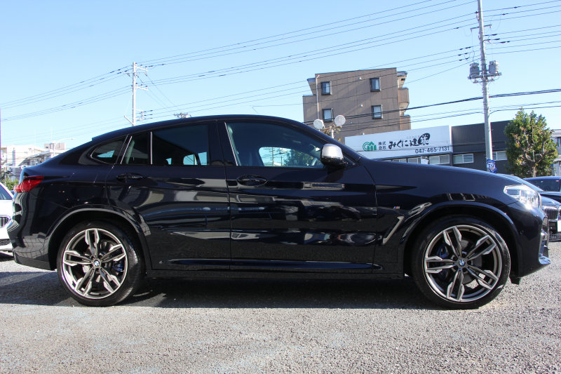 BMW X4 M40i 1ｵｰﾅ 360馬力 直6ﾀｰﾎﾞ全席ﾋｰﾀｰ黒革 ｱﾀﾞﾌﾟﾃｨﾌﾞMｻｽ Mspﾌﾞﾚｰｷ 液晶ﾒｰﾀｰ 360度ｶﾒﾗ ﾀｯﾁ画面HDDﾅﾋﾞTV LEDﾍｯﾄﾞﾗｲﾄ ｵｰﾄﾊｲﾋﾞｰﾑ 電動ﾄﾗﾝｸ ﾊﾟﾄﾞﾙｼﾌﾄ 専用21AW 専用ﾃﾞﾌ 2年保証