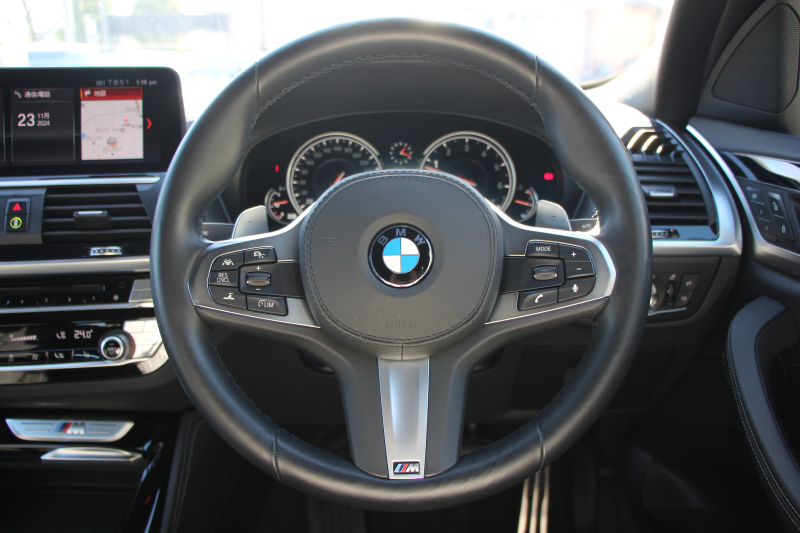 BMW X4 M40i 1ｵｰﾅ 360馬力 直6ﾀｰﾎﾞ全席ﾋｰﾀｰ黒革 ｱﾀﾞﾌﾟﾃｨﾌﾞMｻｽ Mspﾌﾞﾚｰｷ 液晶ﾒｰﾀｰ 360度ｶﾒﾗ ﾀｯﾁ画面HDDﾅﾋﾞTV LEDﾍｯﾄﾞﾗｲﾄ ｵｰﾄﾊｲﾋﾞｰﾑ 電動ﾄﾗﾝｸ ﾊﾟﾄﾞﾙｼﾌﾄ 専用21AW 専用ﾃﾞﾌ 2年保証