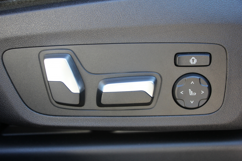 BMW X4 M40i 1ｵｰﾅ 360馬力 直6ﾀｰﾎﾞ全席ﾋｰﾀｰ黒革 ｱﾀﾞﾌﾟﾃｨﾌﾞMｻｽ Mspﾌﾞﾚｰｷ 液晶ﾒｰﾀｰ 360度ｶﾒﾗ ﾀｯﾁ画面HDDﾅﾋﾞTV LEDﾍｯﾄﾞﾗｲﾄ ｵｰﾄﾊｲﾋﾞｰﾑ 電動ﾄﾗﾝｸ ﾊﾟﾄﾞﾙｼﾌﾄ 専用21AW 専用ﾃﾞﾌ 2年保証