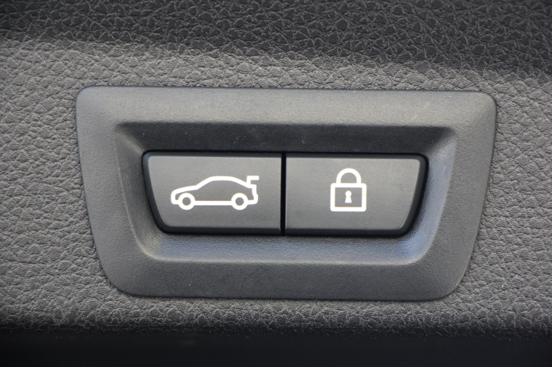 BMW 4シリーズ 420i ｸﾞﾗﾝｸｰﾍﾟｾﾚﾌﾞﾚｰｼｮﾝｴﾃﾞｨｼｮﾝ ｲﾝｽﾀｲﾙ 200台限定車 変更後新ｴﾝｼﾞﾝ ﾋｰﾀｰ黒革 HUD 追従ACC LEDﾍｯﾄﾞﾗｲﾄ&ﾌｫｸﾞﾊﾞｲｶﾗｰ19AW ﾚｰﾝﾁｪﾝｼﾞ警告 HDDﾅﾋﾞｻﾃﾝ仕上げｳｲﾝﾄﾞｳﾓｰﾙ 2年保証