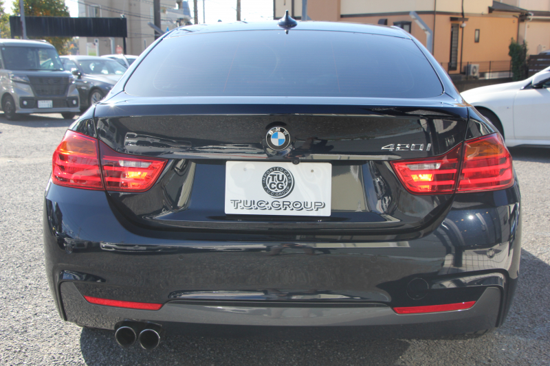 BMW 4シリーズ 420i ｸﾞﾗﾝｸｰﾍﾟｾﾚﾌﾞﾚｰｼｮﾝｴﾃﾞｨｼｮﾝ ｲﾝｽﾀｲﾙ 200台限定車 変更後新ｴﾝｼﾞﾝ ﾋｰﾀｰ黒革 HUD 追従ACC LEDﾍｯﾄﾞﾗｲﾄ&ﾌｫｸﾞﾊﾞｲｶﾗｰ19AW ﾚｰﾝﾁｪﾝｼﾞ警告 HDDﾅﾋﾞｻﾃﾝ仕上げｳｲﾝﾄﾞｳﾓｰﾙ 2年保証