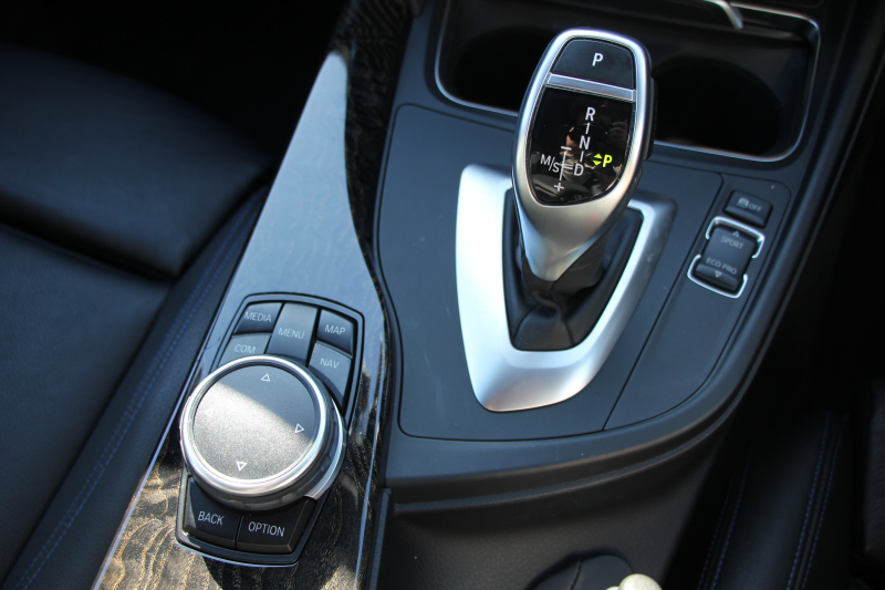 BMW 4シリーズ 420i ｸﾞﾗﾝｸｰﾍﾟｾﾚﾌﾞﾚｰｼｮﾝｴﾃﾞｨｼｮﾝ ｲﾝｽﾀｲﾙ 200台限定車 変更後新ｴﾝｼﾞﾝ ﾋｰﾀｰ黒革 HUD 追従ACC LEDﾍｯﾄﾞﾗｲﾄ&ﾌｫｸﾞﾊﾞｲｶﾗｰ19AW ﾚｰﾝﾁｪﾝｼﾞ警告 HDDﾅﾋﾞｻﾃﾝ仕上げｳｲﾝﾄﾞｳﾓｰﾙ 2年保証