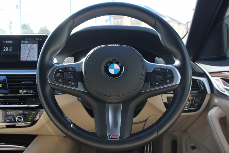 BMW 5シリーズ 540i Xdrive ﾂｰﾘﾝｸﾞMｽﾎﾟｰﾂ ｺﾝﾌｫｰﾄP 直6ﾀｰﾎﾞ340馬力 4WD 1ｵｰﾅ ｷｬﾝﾍﾞﾗﾍﾞｰｼﾞｭ革 ﾏｯｻｰｼﾞ&ｱｸﾃｨﾌﾞﾍﾞﾝﾁﾚｰｼｮﾝ ｿﾌﾄｸﾛｰｽﾞﾄﾞｱ 360度ｶﾒﾗ 4ｿﾞｰﾝｴｱｺﾝ LEDﾍｯﾄﾞﾗｲﾄ 追従ACC 液晶ﾒｰﾀｰ 2年保証