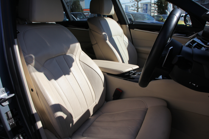 BMW 5シリーズ 540i Xdrive ﾂｰﾘﾝｸﾞMｽﾎﾟｰﾂ ｺﾝﾌｫｰﾄP 直6ﾀｰﾎﾞ340馬力 4WD 1ｵｰﾅ ｷｬﾝﾍﾞﾗﾍﾞｰｼﾞｭ革 ﾏｯｻｰｼﾞ&ｱｸﾃｨﾌﾞﾍﾞﾝﾁﾚｰｼｮﾝ ｿﾌﾄｸﾛｰｽﾞﾄﾞｱ 360度ｶﾒﾗ 4ｿﾞｰﾝｴｱｺﾝ LEDﾍｯﾄﾞﾗｲﾄ 追従ACC 液晶ﾒｰﾀｰ 2年保証