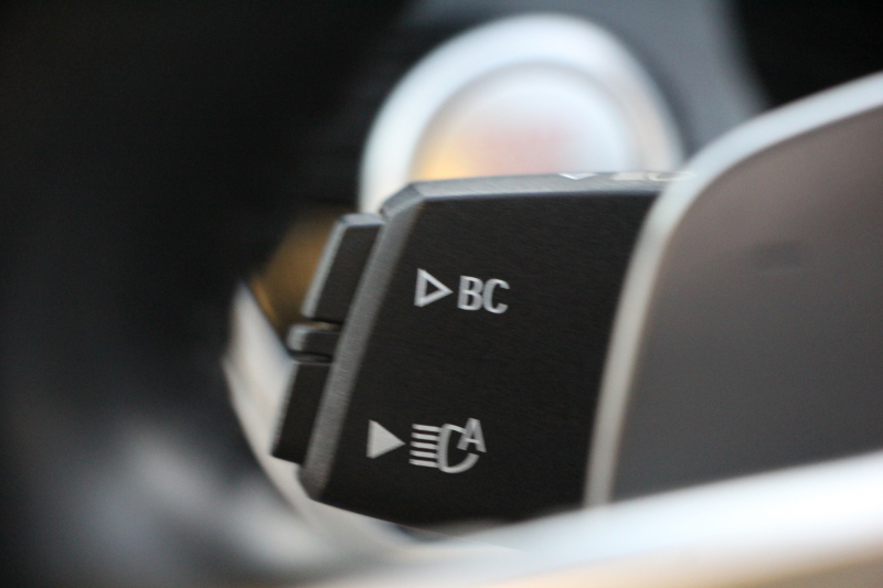 BMW 7シリーズ 740i Mｽﾎﾟｰﾂ 真珠色 ﾚｰｻﾞｰﾗｲﾄ ｻﾝﾙｰﾌ ｺﾆｬｯｸﾚｻﾞｰ ﾏｯｻｰｼﾞ&ﾍﾞﾝﾁﾚｰｼｮﾝ 追従ACC HUD ﾀｯﾁ画面HDDﾅﾋﾞTV 360度ｶﾒﾗ 全ﾄﾞｱｿﾌﾄｸﾛｰｽﾞ20AW 全席ﾋｰﾀｰ ｽﾃｱﾘﾝｸﾞｻﾎﾟｰﾄ ｵｰﾄﾊｲﾋﾞｰﾑ 2年保証