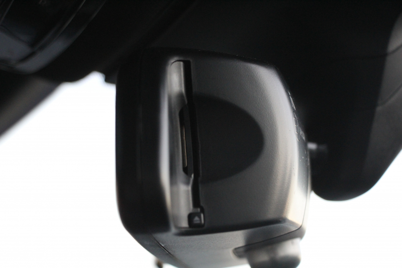 BMW 7シリーズ 740i Mｽﾎﾟｰﾂ 真珠色 ﾚｰｻﾞｰﾗｲﾄ ｻﾝﾙｰﾌ ｺﾆｬｯｸﾚｻﾞｰ ﾏｯｻｰｼﾞ&ﾍﾞﾝﾁﾚｰｼｮﾝ 追従ACC HUD ﾀｯﾁ画面HDDﾅﾋﾞTV 360度ｶﾒﾗ 全ﾄﾞｱｿﾌﾄｸﾛｰｽﾞ20AW 全席ﾋｰﾀｰ ｽﾃｱﾘﾝｸﾞｻﾎﾟｰﾄ ｵｰﾄﾊｲﾋﾞｰﾑ 2年保証