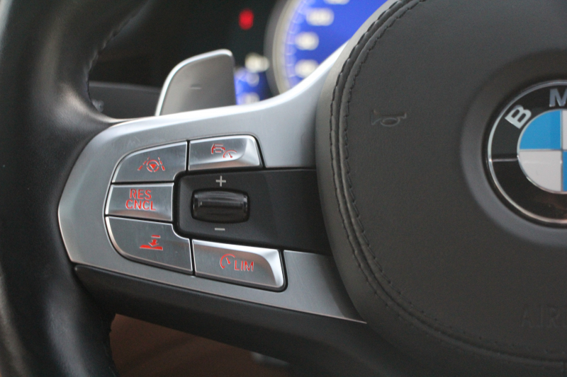 BMW 7シリーズ 740i Mｽﾎﾟｰﾂ 真珠色 ﾚｰｻﾞｰﾗｲﾄ ｻﾝﾙｰﾌ ｺﾆｬｯｸﾚｻﾞｰ ﾏｯｻｰｼﾞ&ﾍﾞﾝﾁﾚｰｼｮﾝ 追従ACC HUD ﾀｯﾁ画面HDDﾅﾋﾞTV 360度ｶﾒﾗ 全ﾄﾞｱｿﾌﾄｸﾛｰｽﾞ20AW 全席ﾋｰﾀｰ ｽﾃｱﾘﾝｸﾞｻﾎﾟｰﾄ ｵｰﾄﾊｲﾋﾞｰﾑ 2年保証