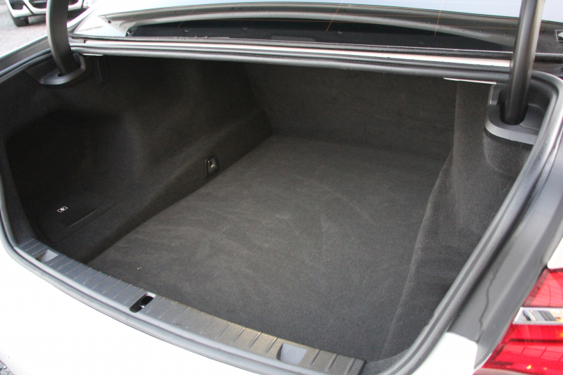 BMW 7シリーズ 740i Mｽﾎﾟｰﾂ 真珠色 ﾚｰｻﾞｰﾗｲﾄ ｻﾝﾙｰﾌ ｺﾆｬｯｸﾚｻﾞｰ ﾏｯｻｰｼﾞ&ﾍﾞﾝﾁﾚｰｼｮﾝ 追従ACC HUD ﾀｯﾁ画面HDDﾅﾋﾞTV 360度ｶﾒﾗ 全ﾄﾞｱｿﾌﾄｸﾛｰｽﾞ20AW 全席ﾋｰﾀｰ ｽﾃｱﾘﾝｸﾞｻﾎﾟｰﾄ ｵｰﾄﾊｲﾋﾞｰﾑ 2年保証